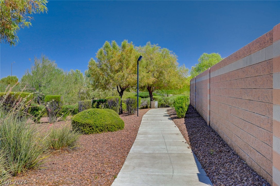 5633 Native Sunflower Street