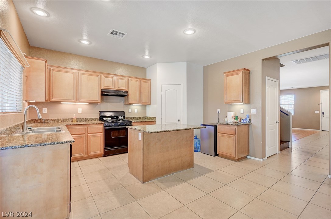 5633 Native Sunflower Street