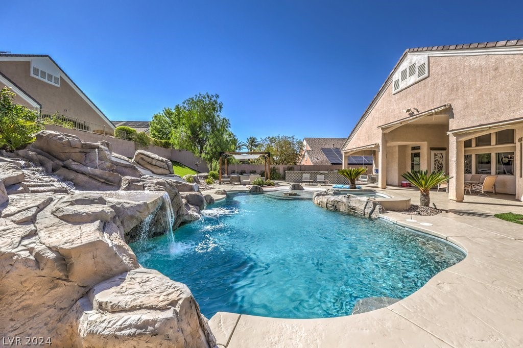 2221 Big Bar Drive