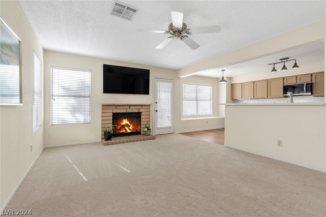 1821 Ruby Lane