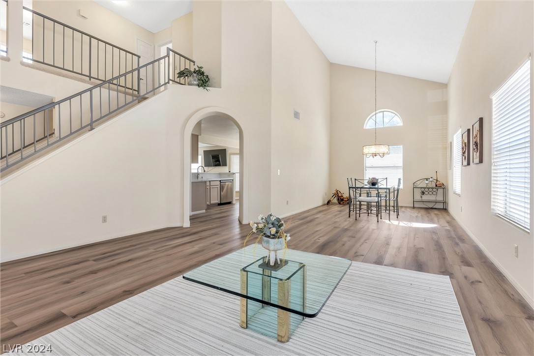1821 Ruby Lane