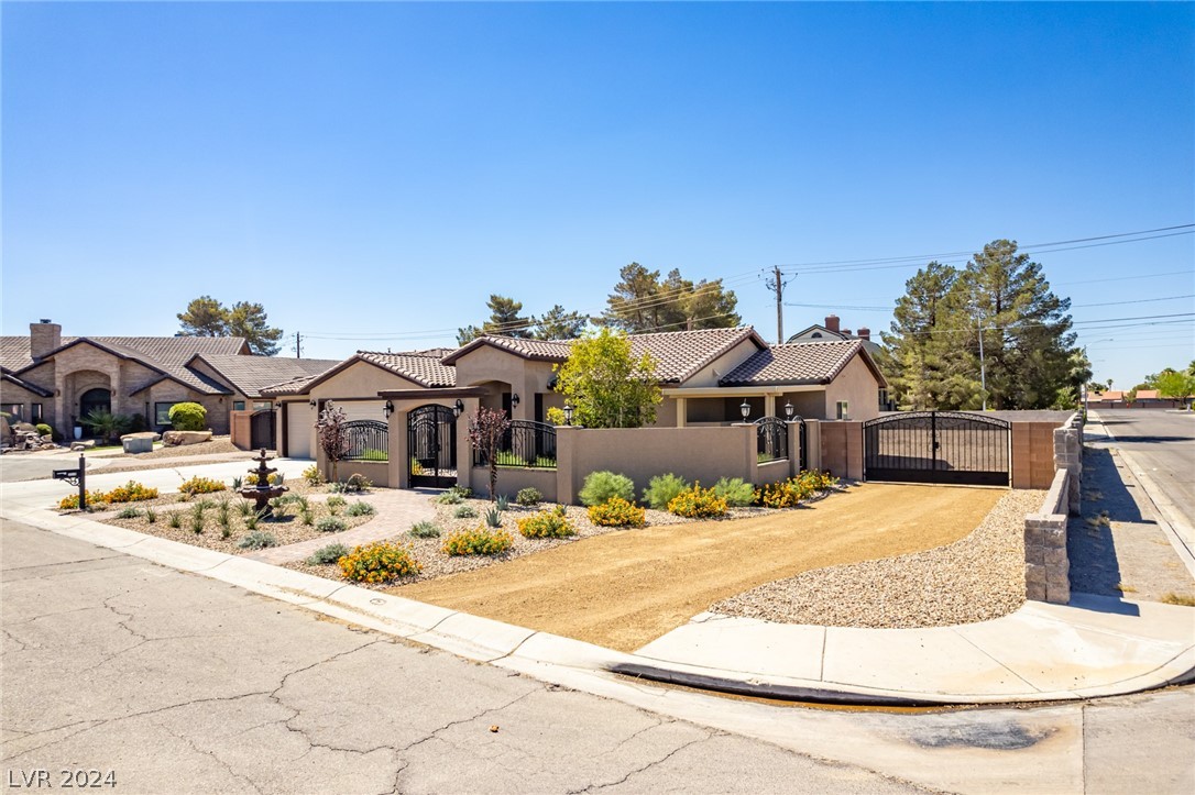 3318 Mustang Street