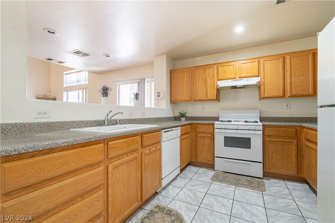 5930 Balsam Pine Drive