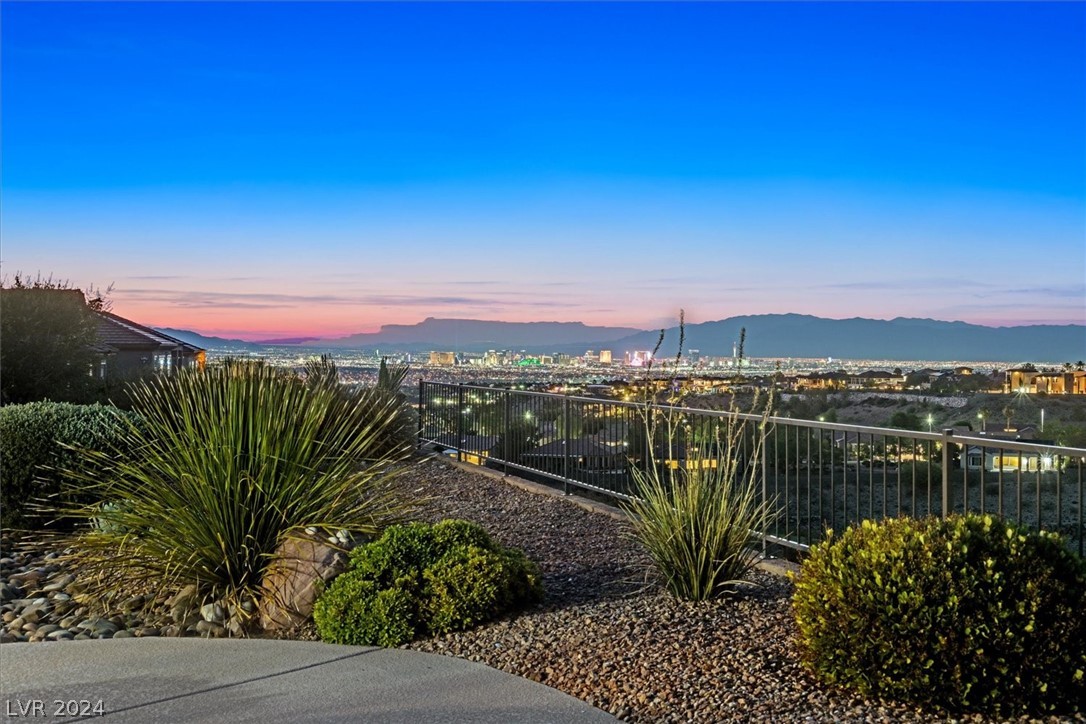 1712 Williamsport Street