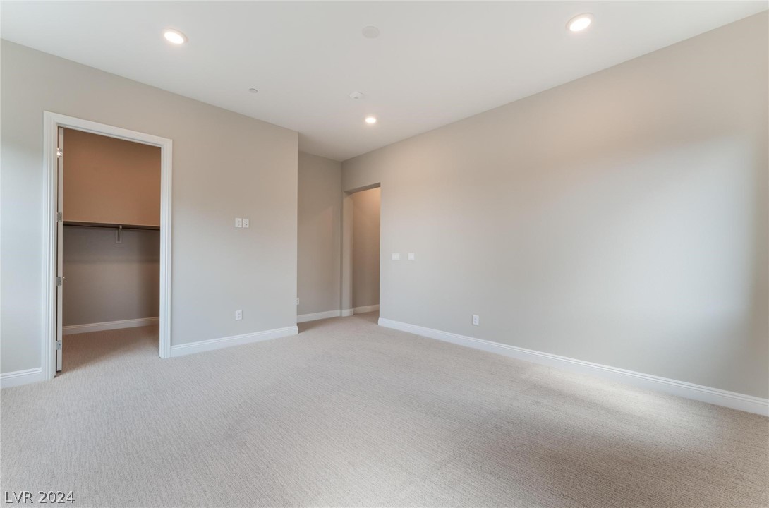 9204 Las Manaitas Avenue 302