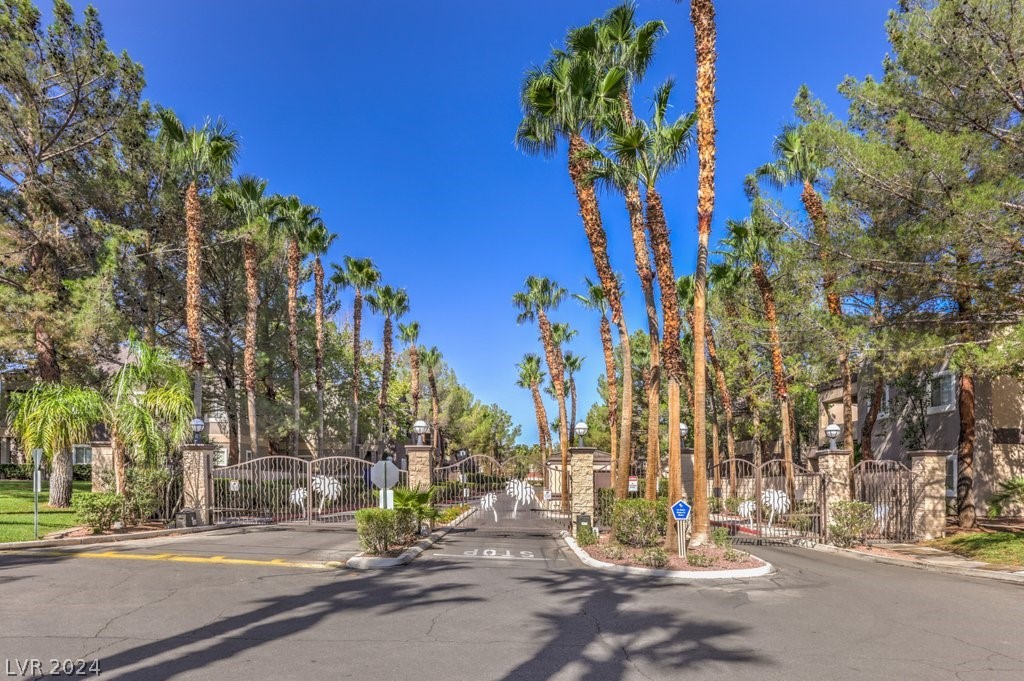 5250 South Rainbow Boulevard 2162