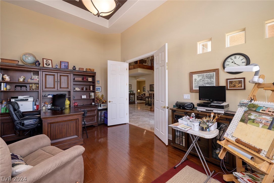 3035 Lullingstone Street