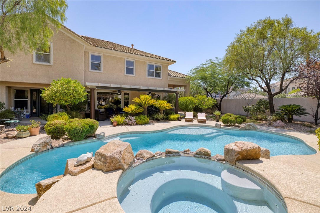 3035 Lullingstone Street