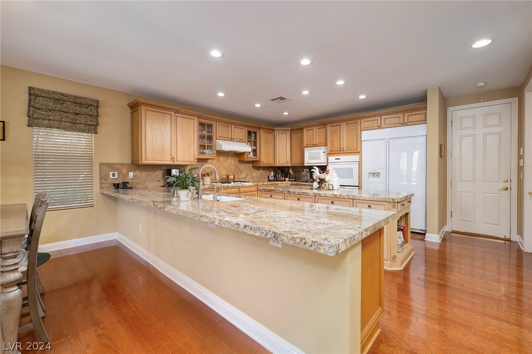 3035 Lullingstone Street