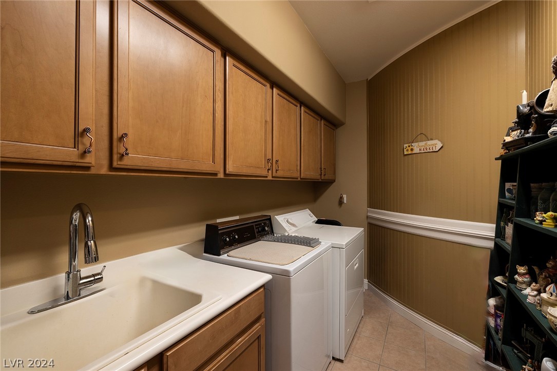 3035 Lullingstone Street