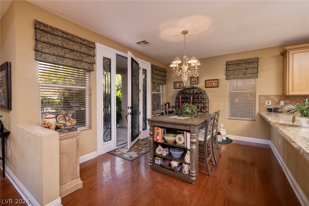 3035 Lullingstone Street