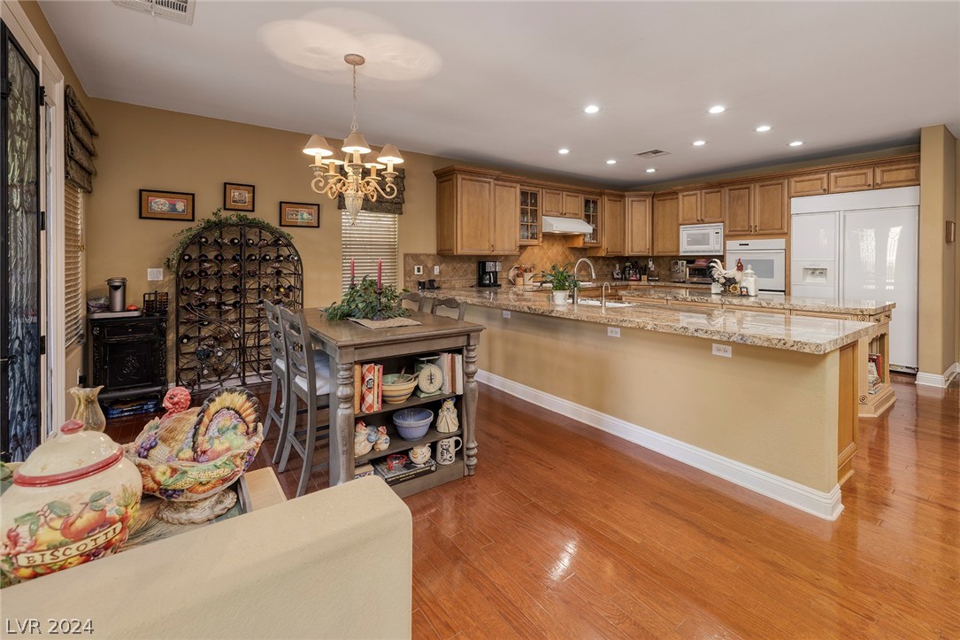 3035 Lullingstone Street