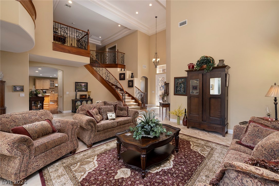 3035 Lullingstone Street