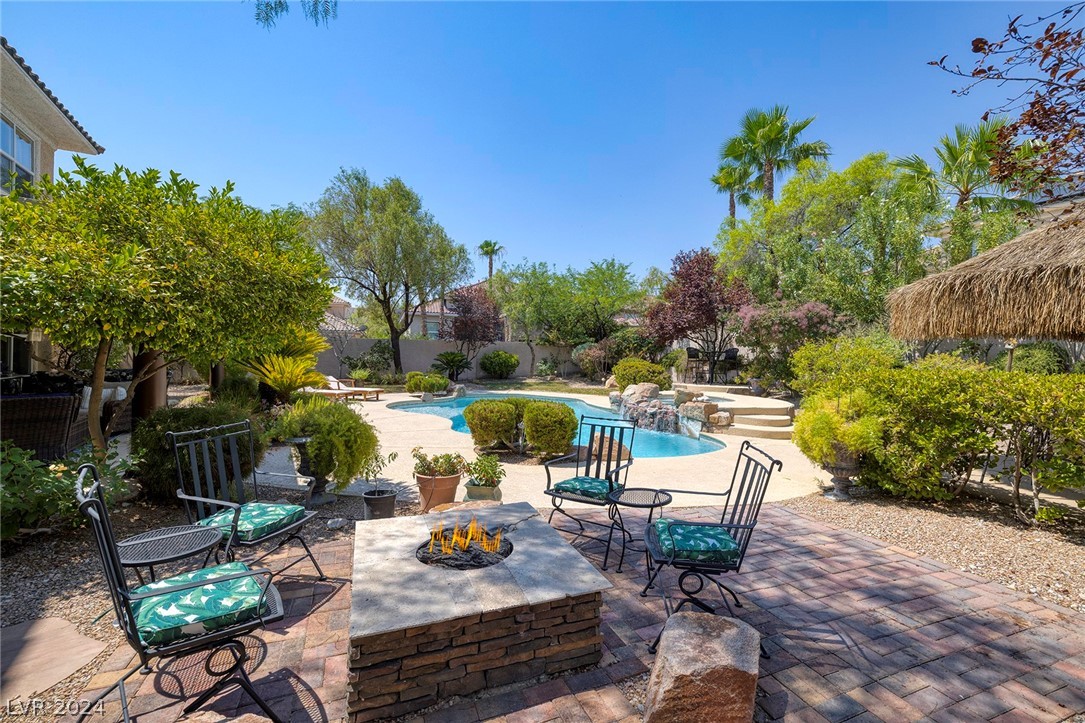 3035 Lullingstone Street