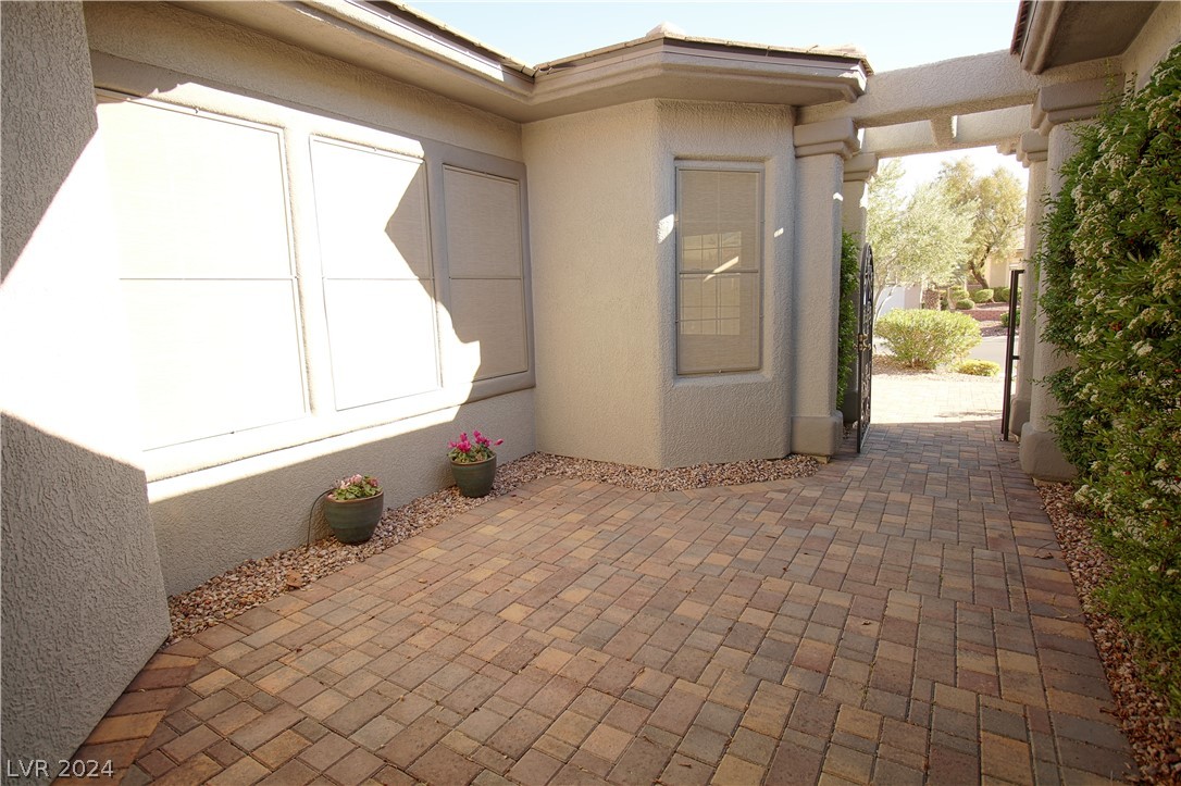 10512 Cerotto Lane
