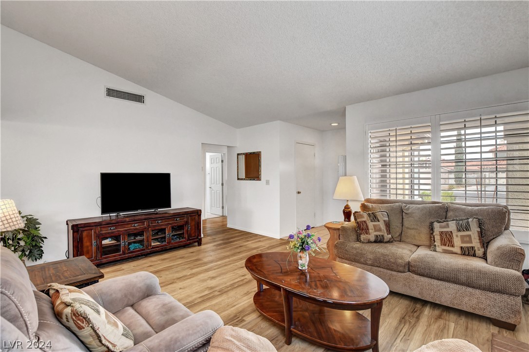 2424 Millcroft Drive