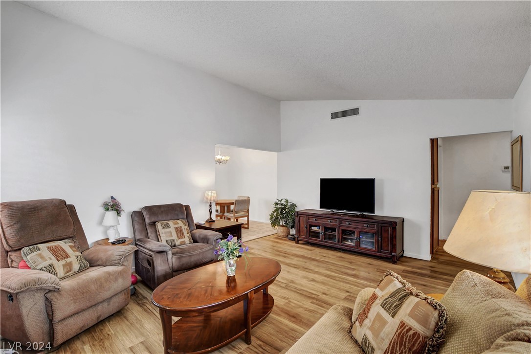 2424 Millcroft Drive