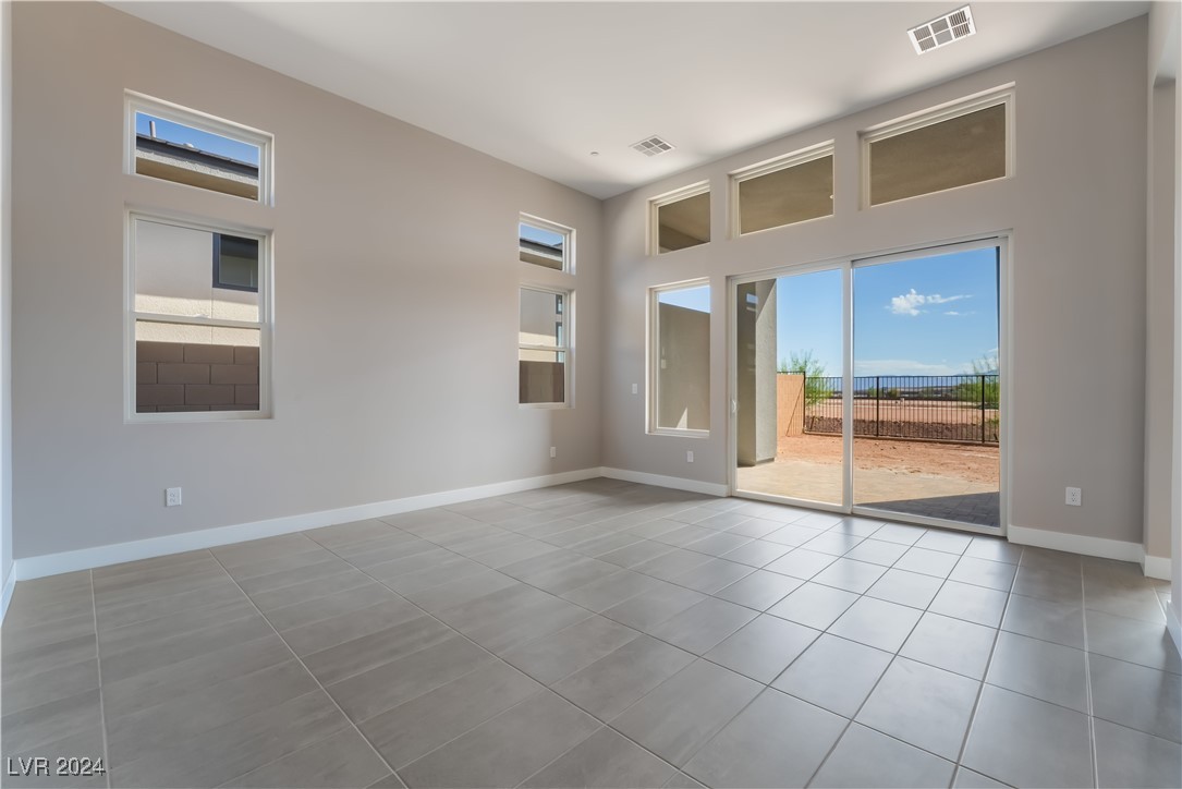 124 Vista Terrazza Street