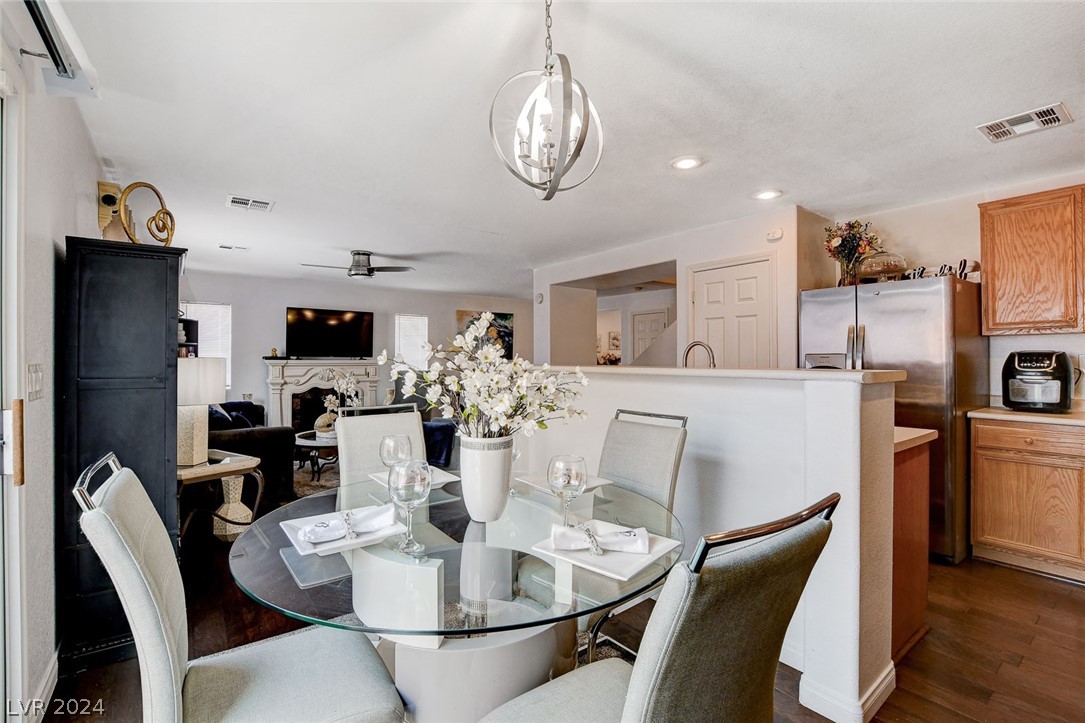 20 Pine Blossom Avenue