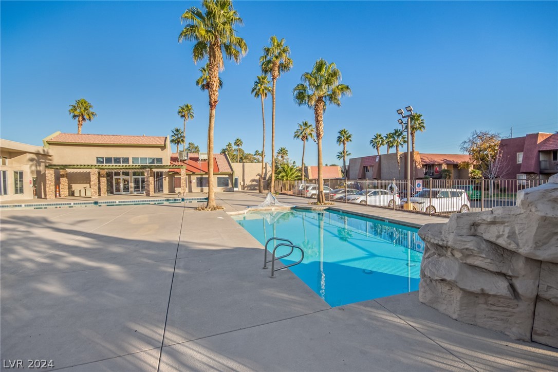 4390 Sandy River Drive 14