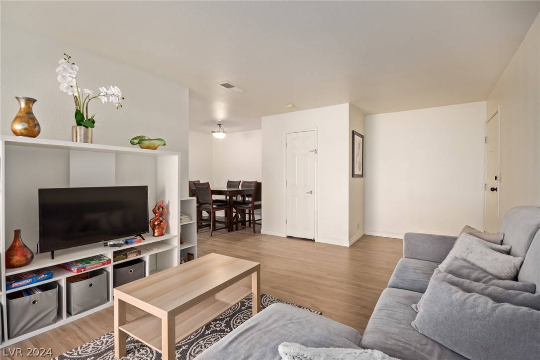 4390 Sandy River Drive 14