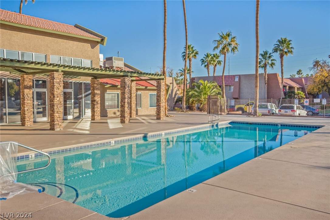 4390 Sandy River Drive 14