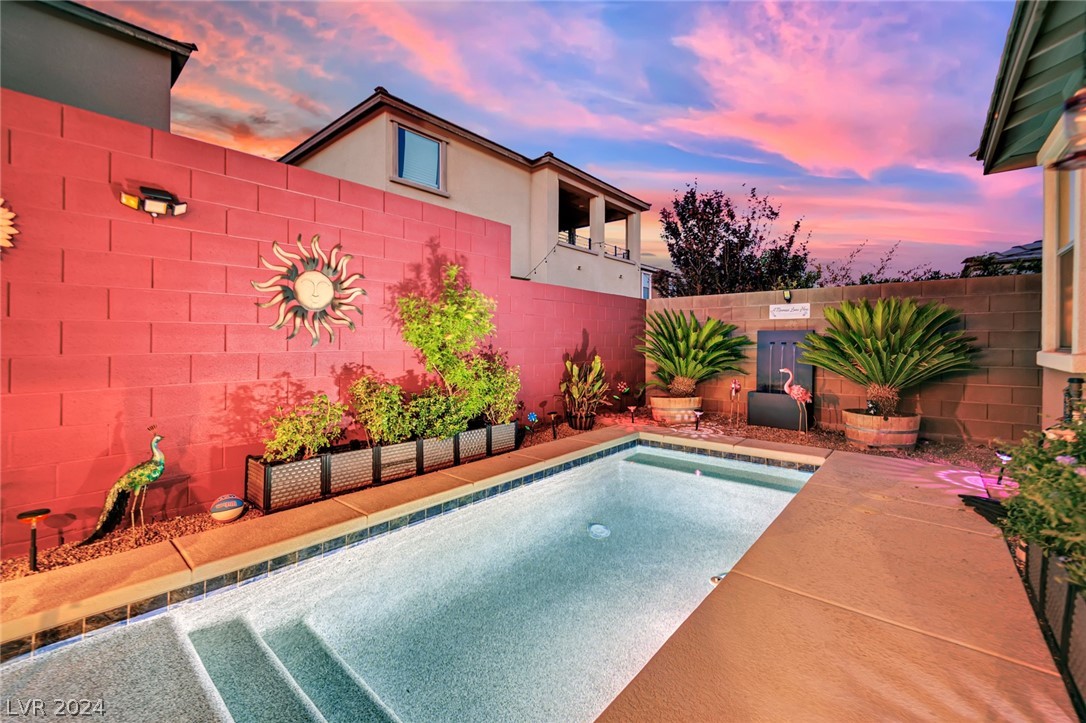 932 Riverlawn Place