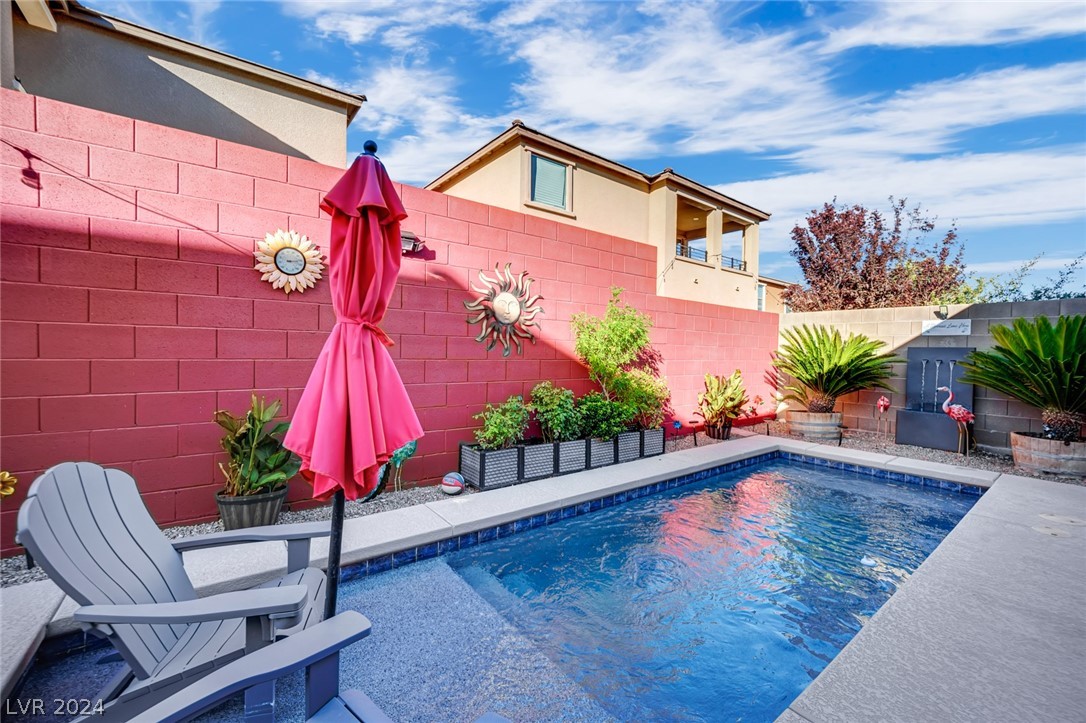 932 Riverlawn Place