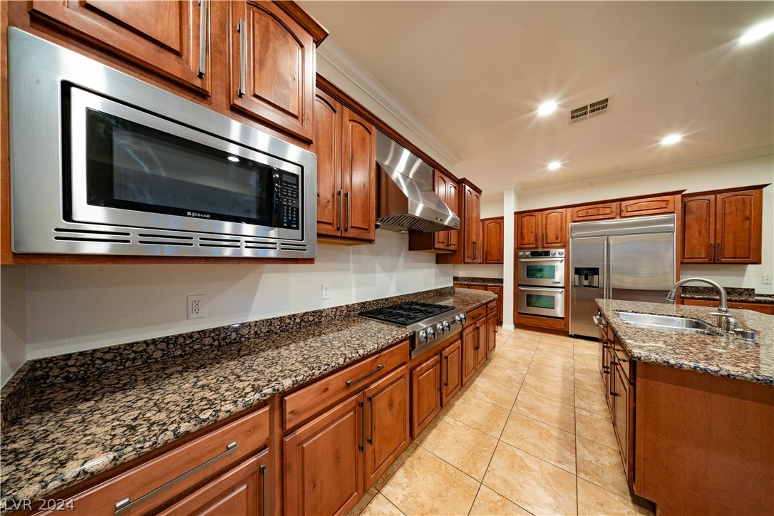 9506 Bella Citta Street