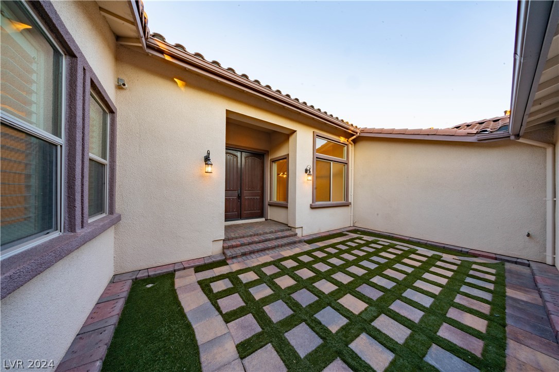 9506 Bella Citta Street