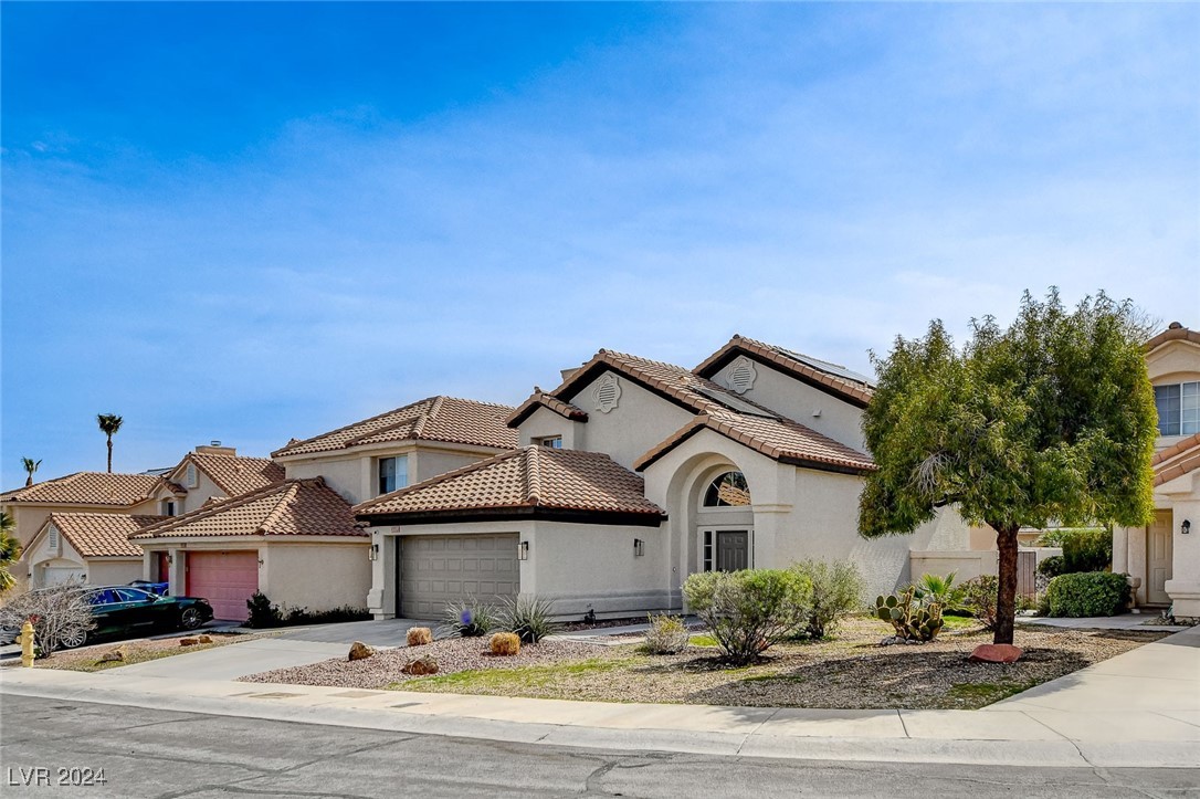 8329 Maplestar Road