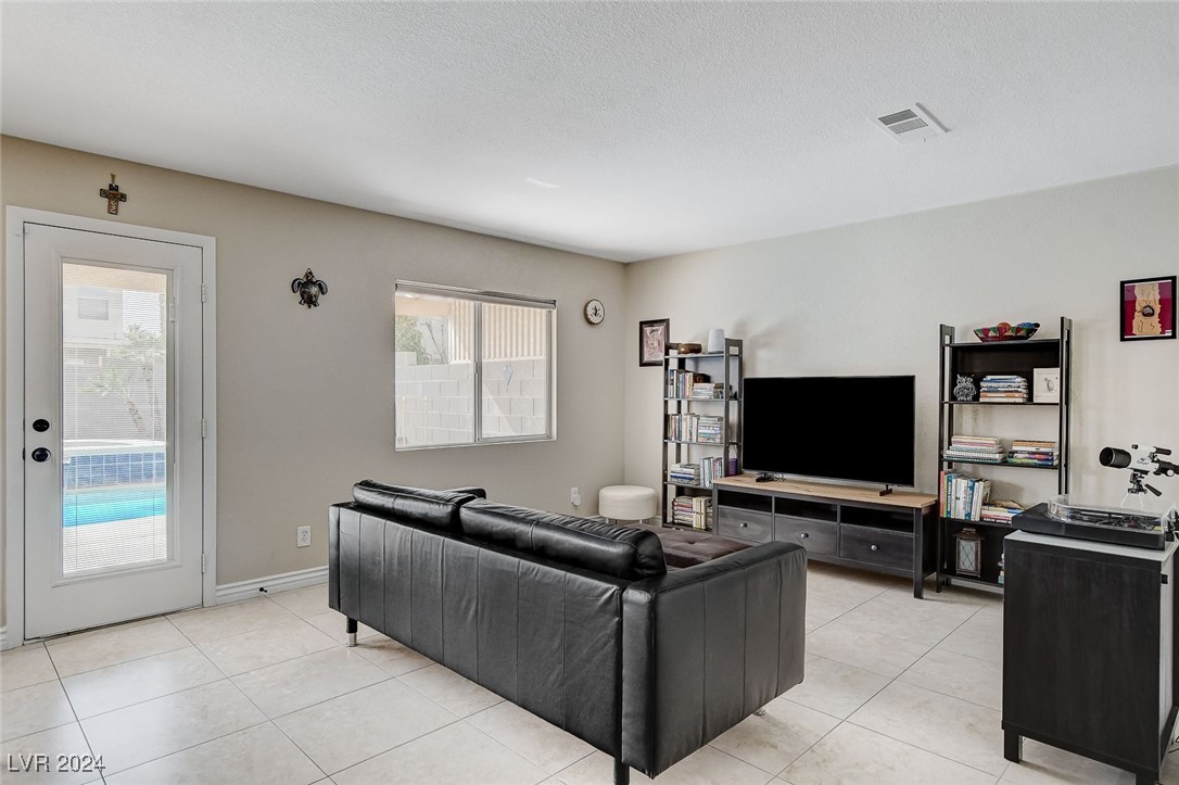 8329 Maplestar Road