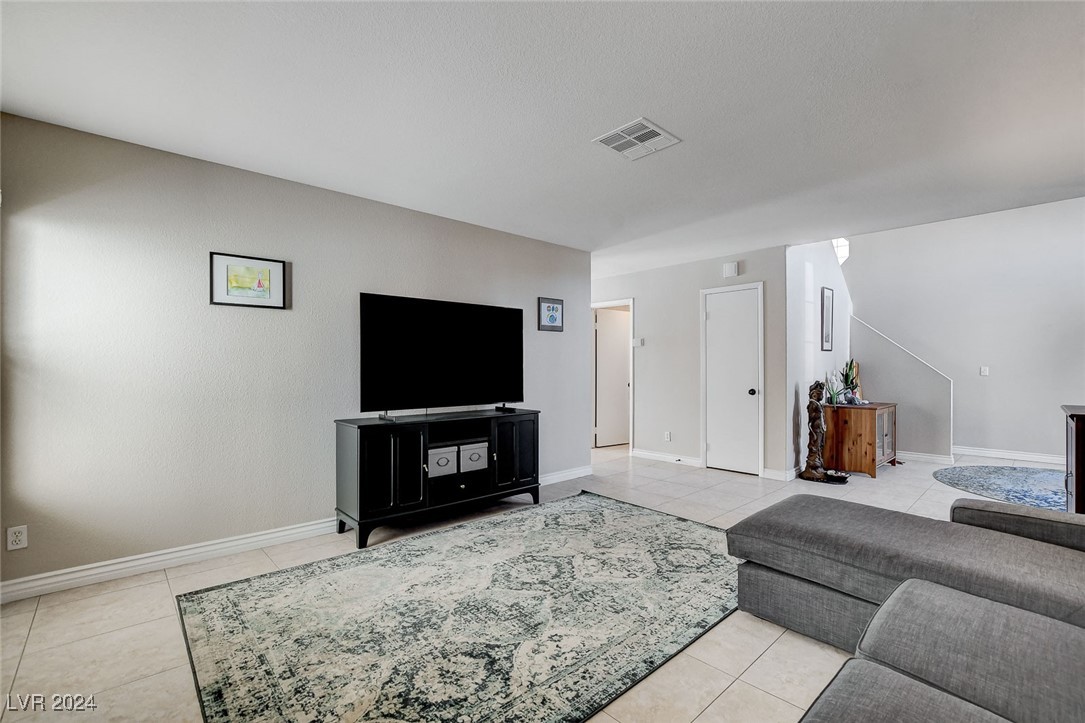 8329 Maplestar Road