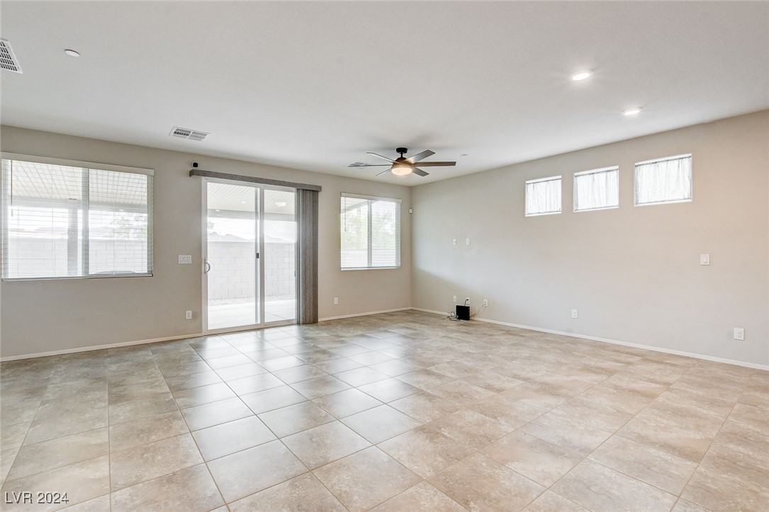 2185 Rio Rancho Pointe Place