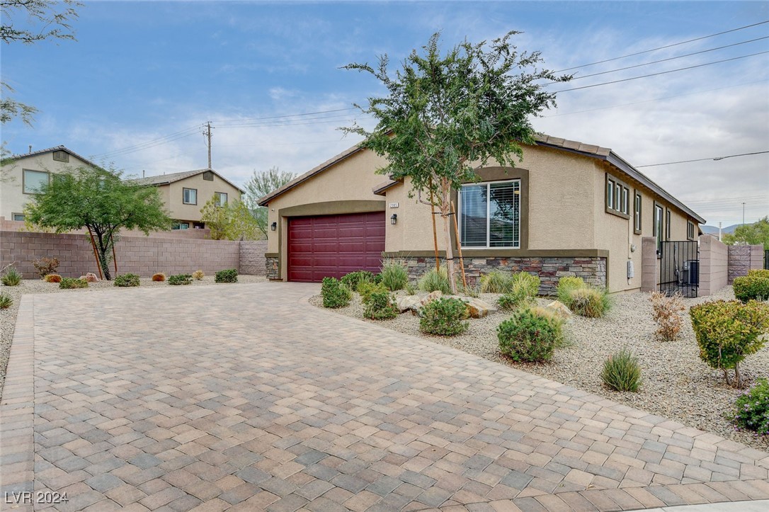 2185 Rio Rancho Pointe Place