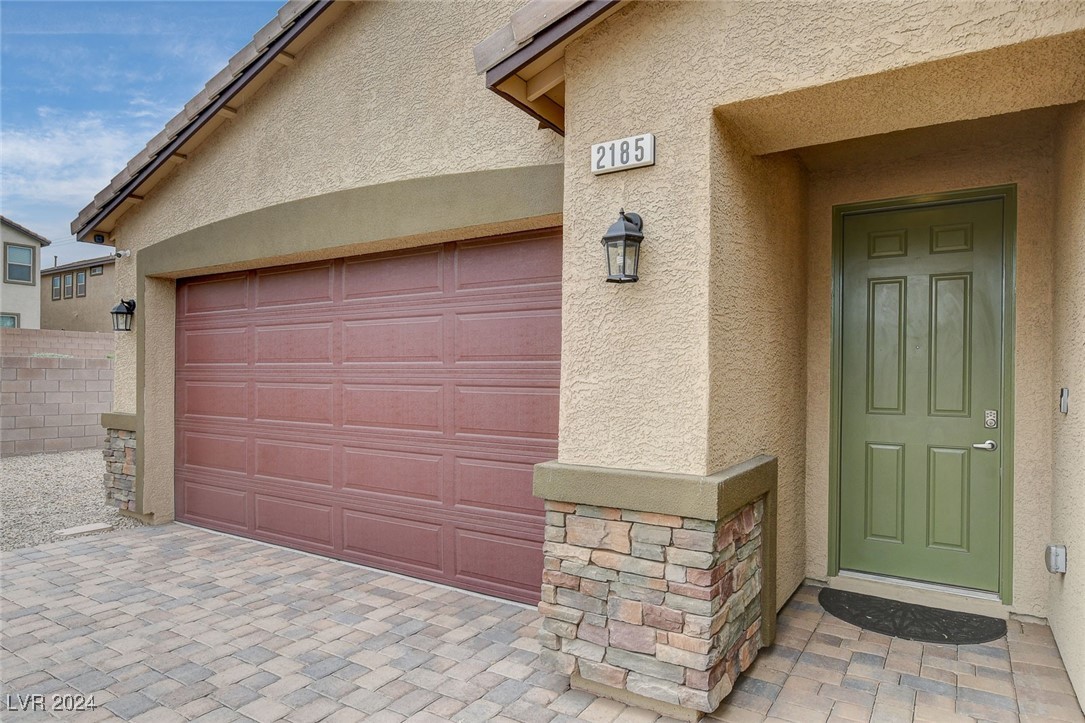 2185 Rio Rancho Pointe Place