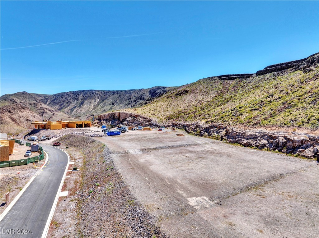 5 Chisel Crest Court