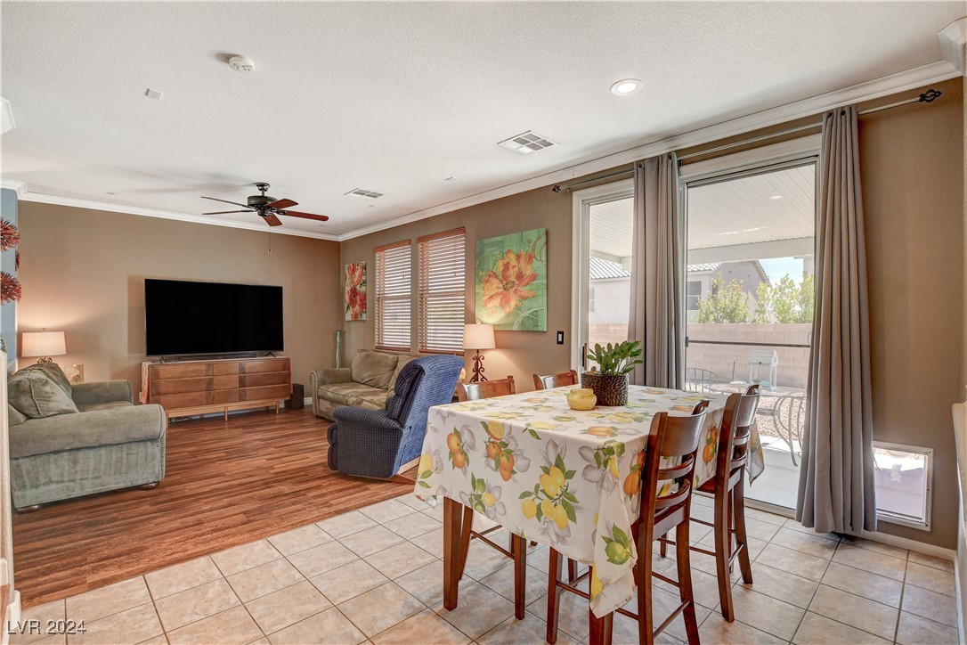 10471 Cook Bluff Avenue