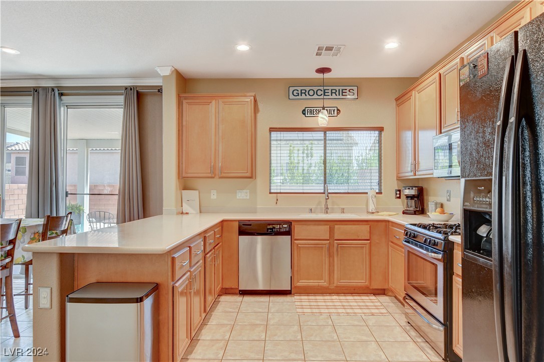 10471 Cook Bluff Avenue