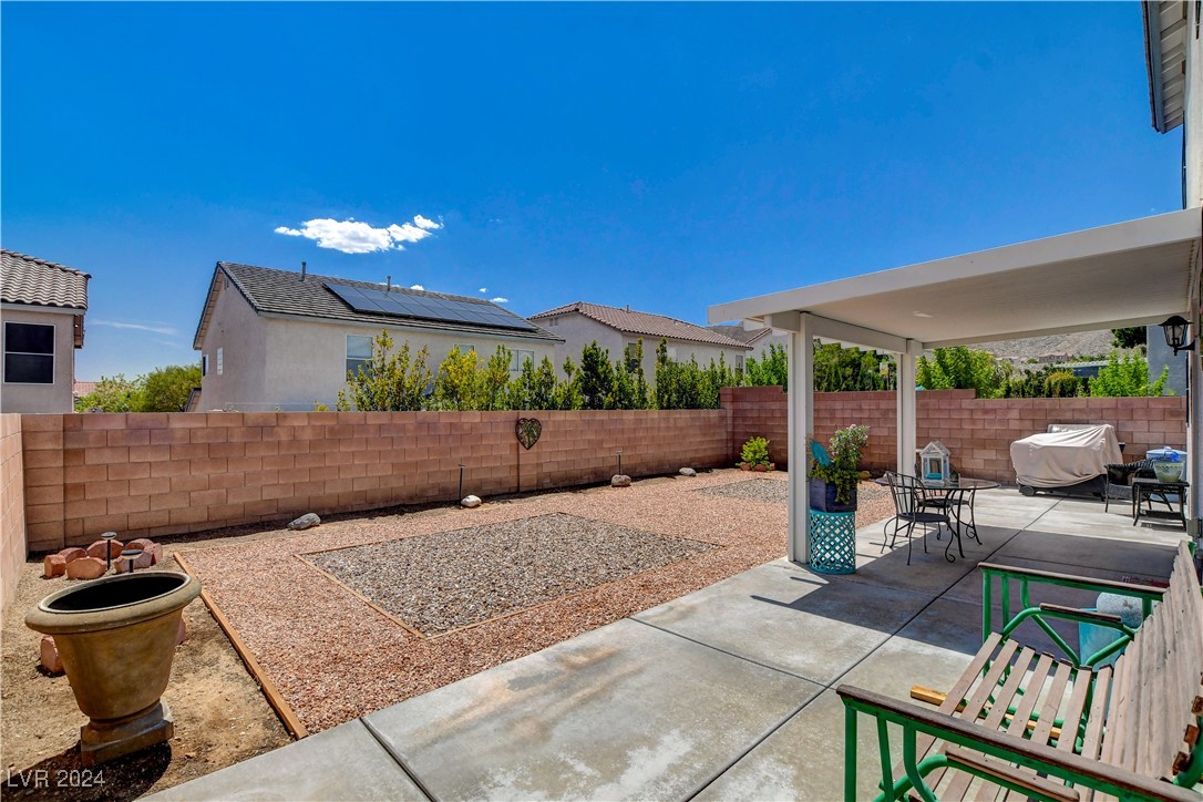 10471 Cook Bluff Avenue