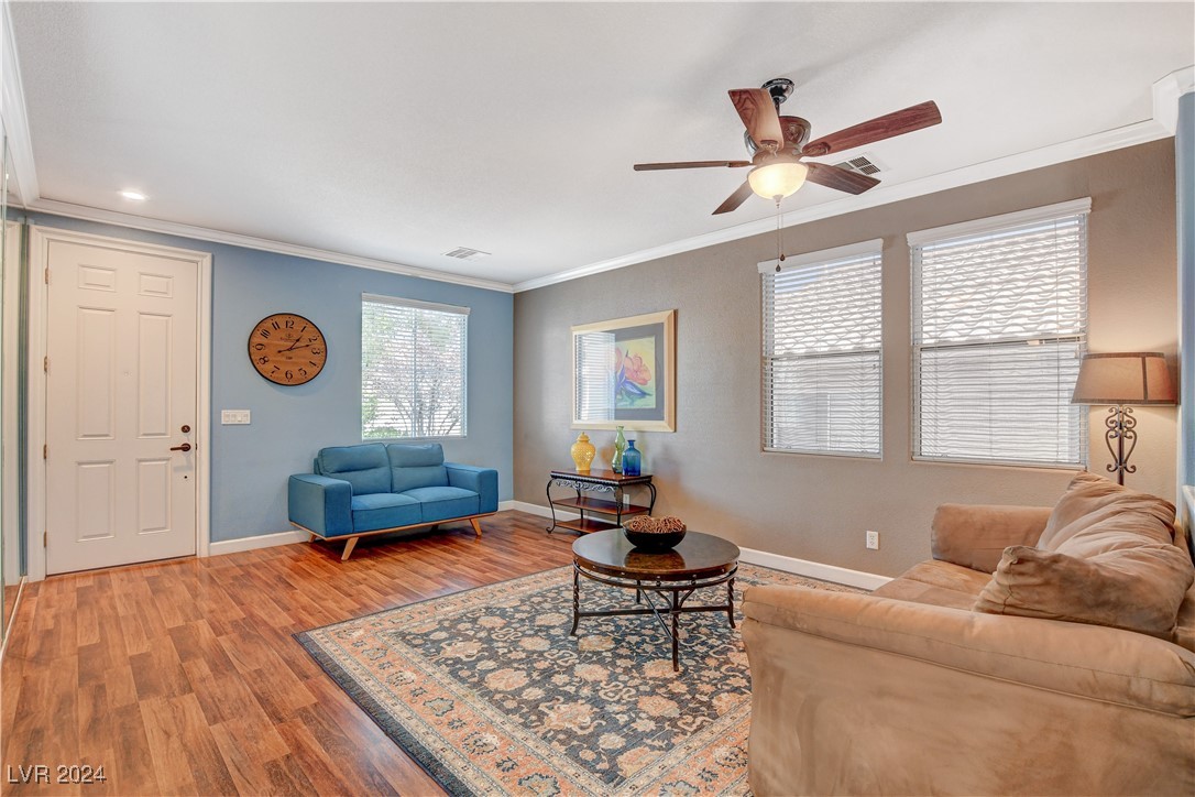 10471 Cook Bluff Avenue