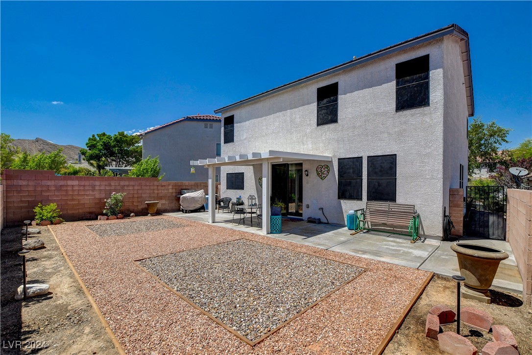 10471 Cook Bluff Avenue