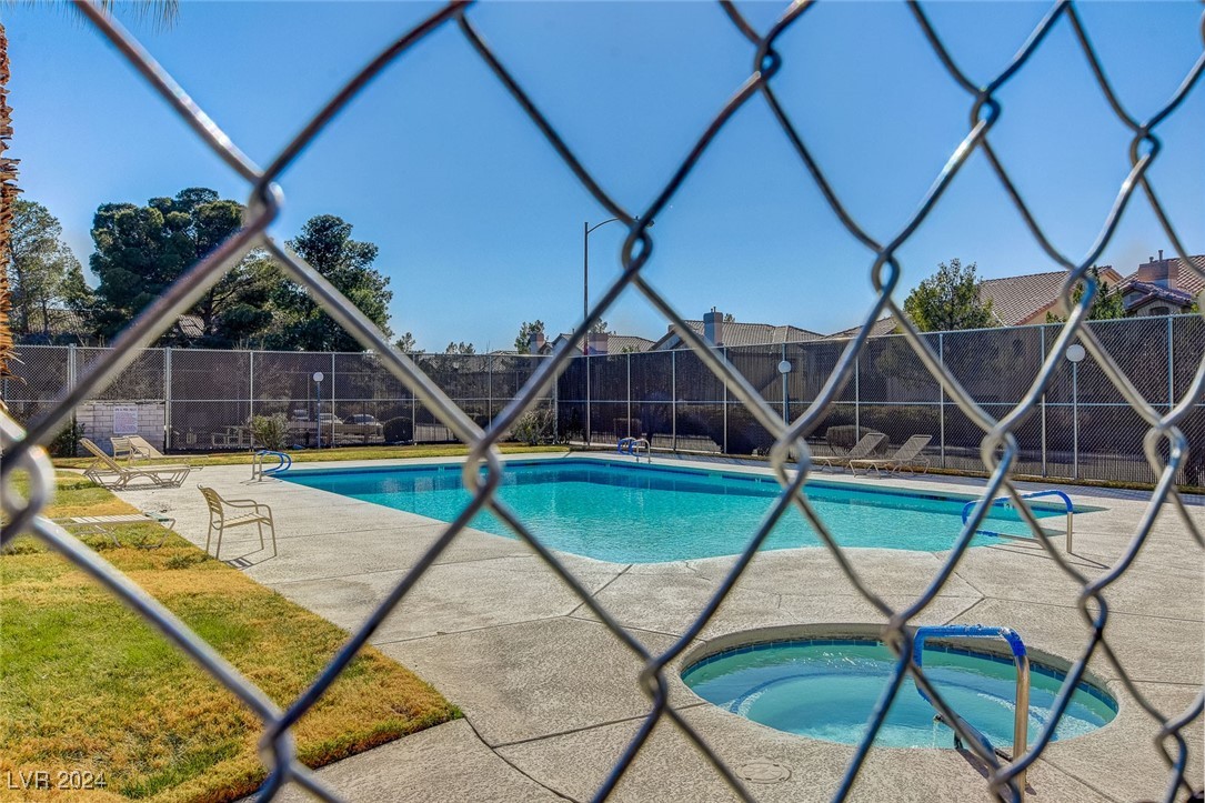 5241 Janfred Court 26