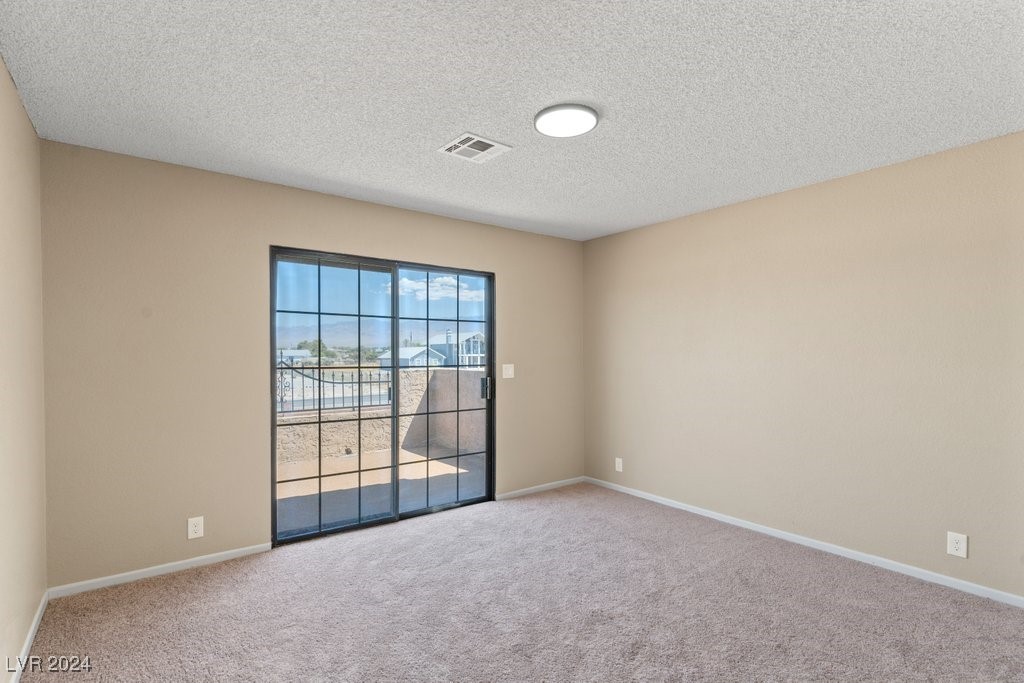 851 West Calvada Boulevard