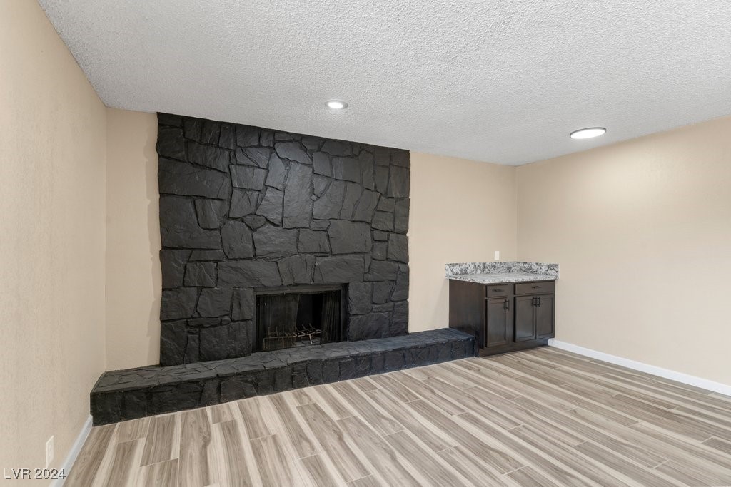 851 West Calvada Boulevard