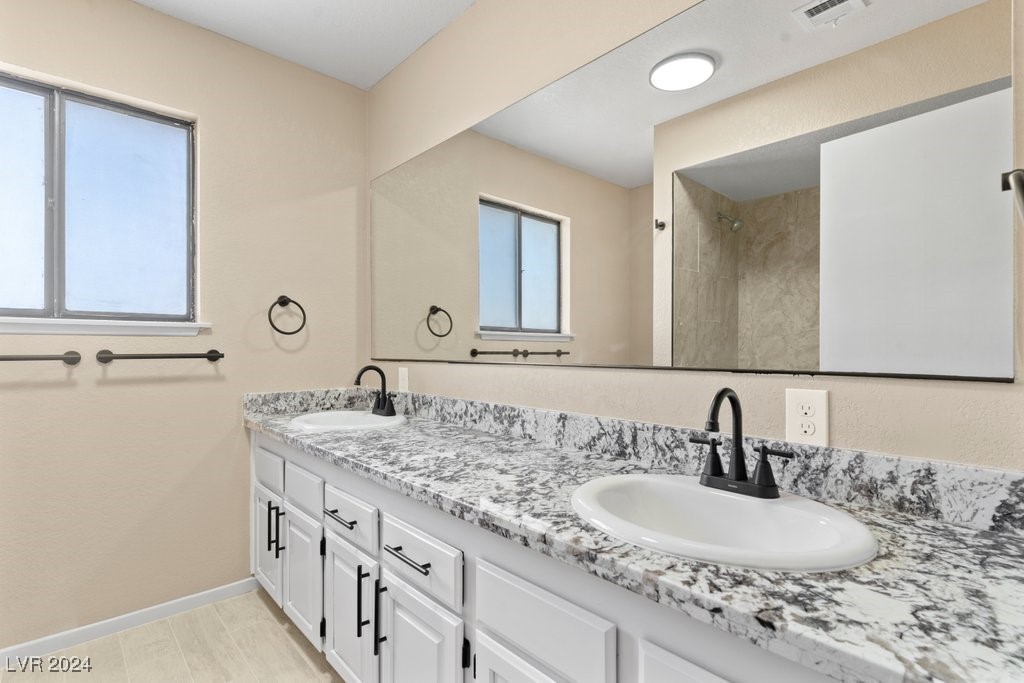 851 West Calvada Boulevard