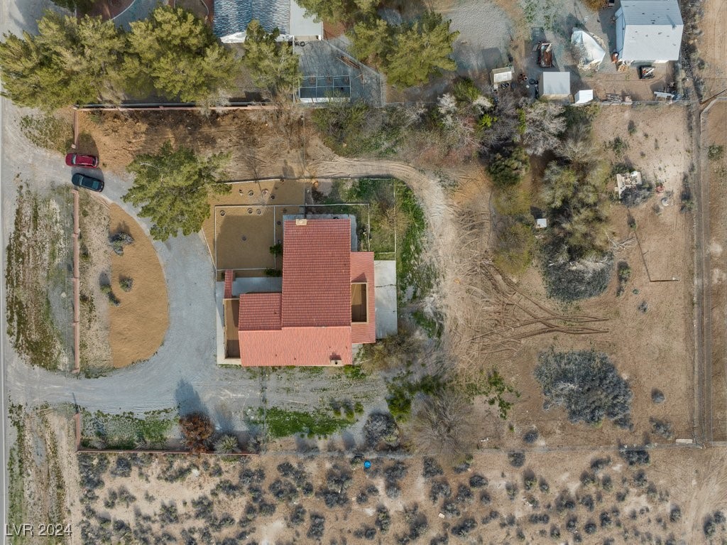 851 West Calvada Boulevard