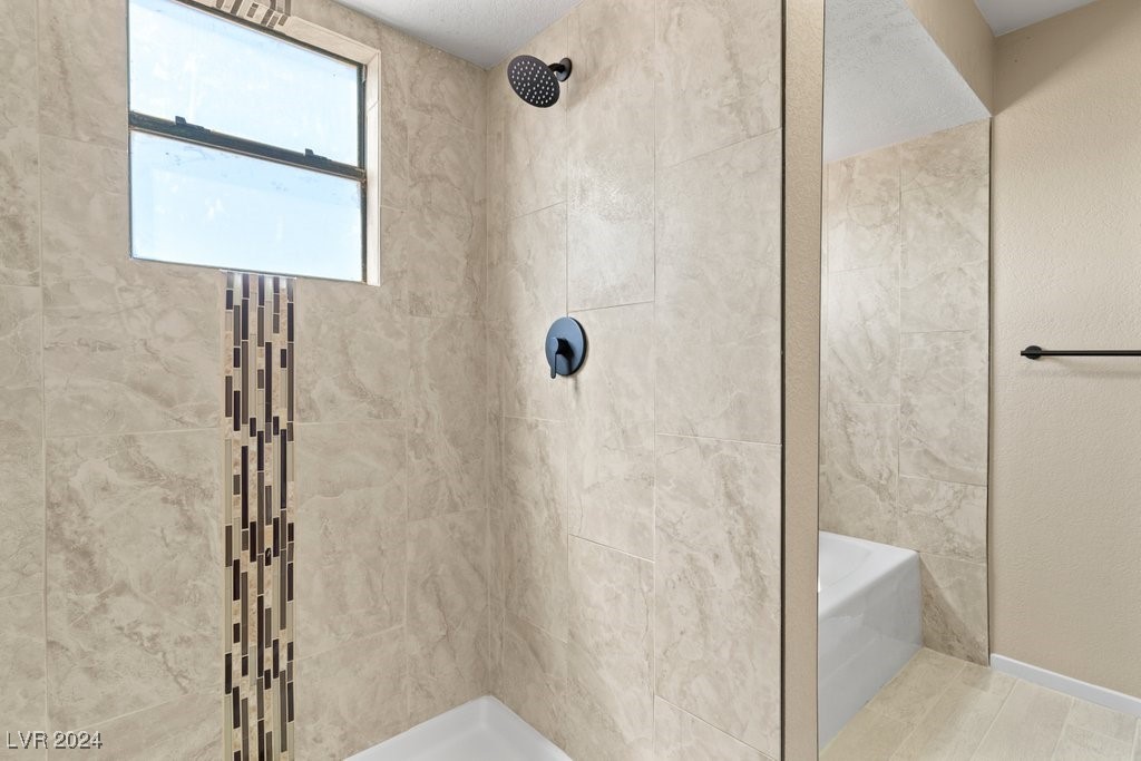 851 West Calvada Boulevard