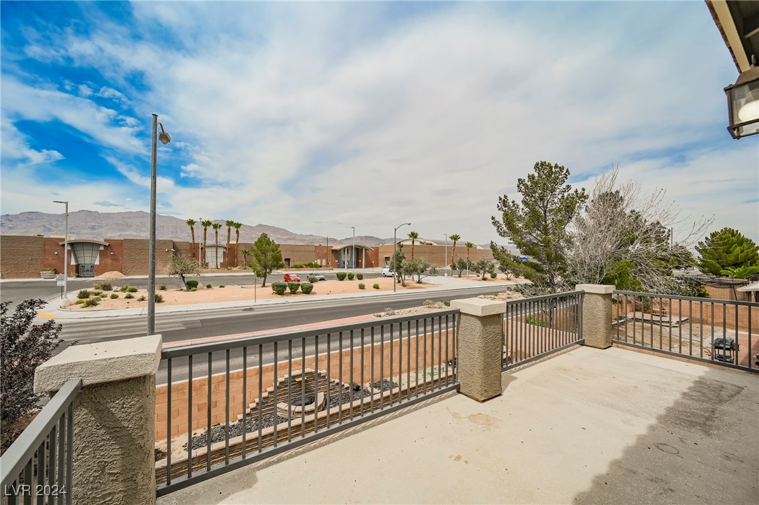 1928 La Calera Avenue