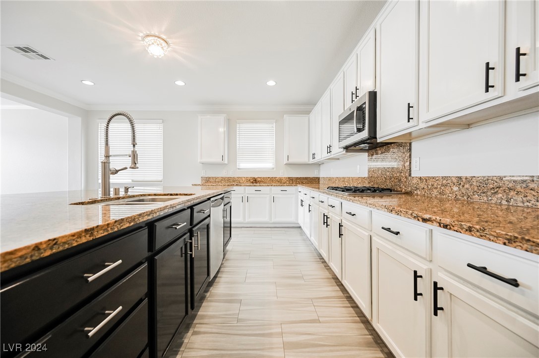 1928 La Calera Avenue